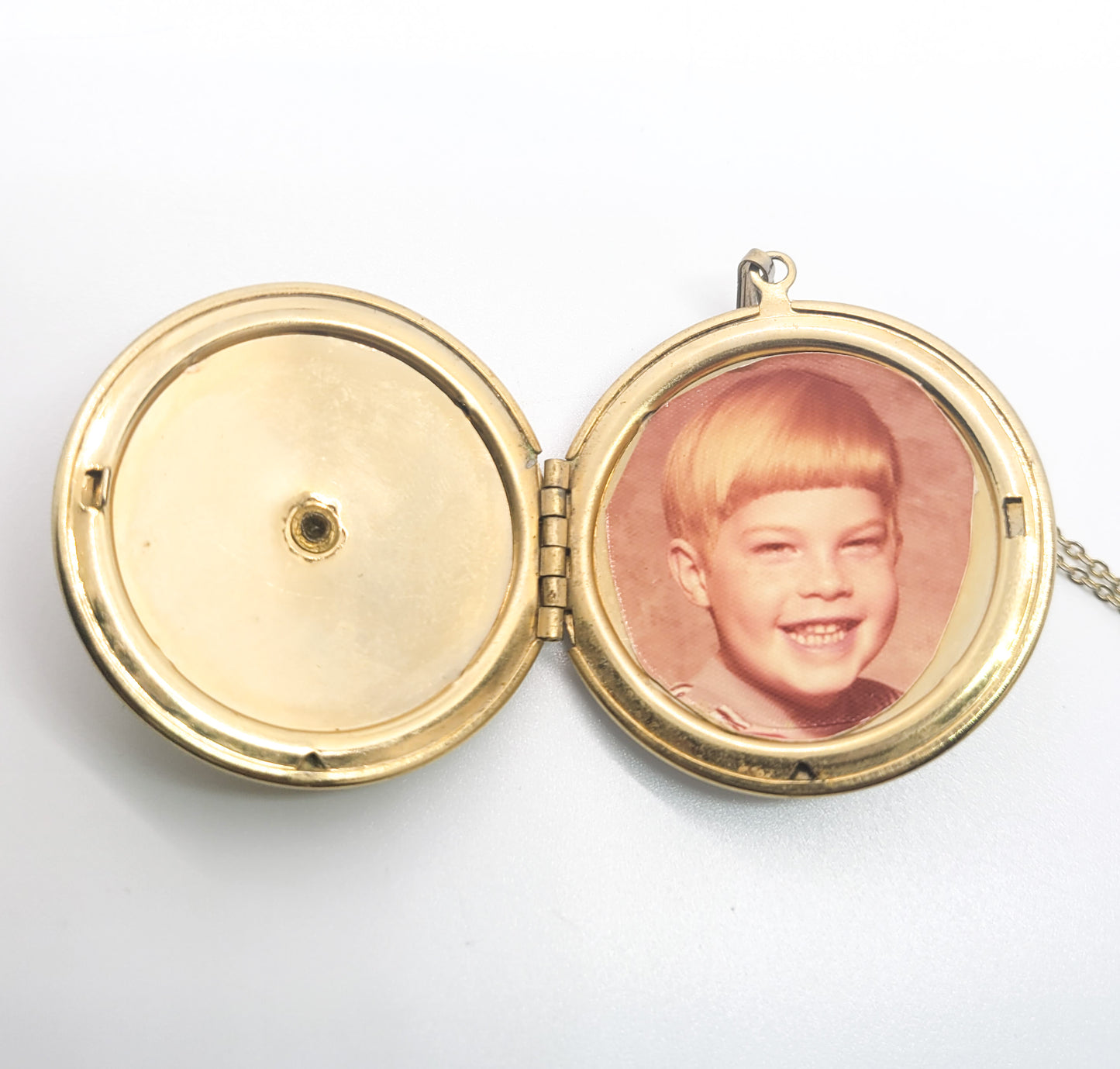 Flamenco cameo vintage transferware gold toned locket necklace