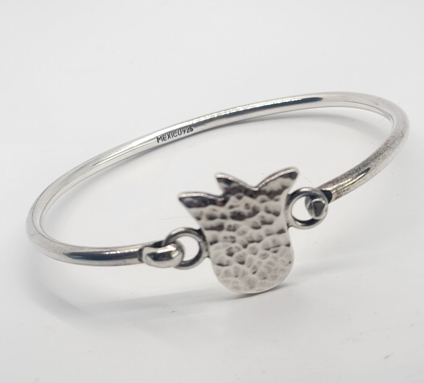 Hammered Lotus flower vintage Mexican artisan sterling silver bangle bracelet