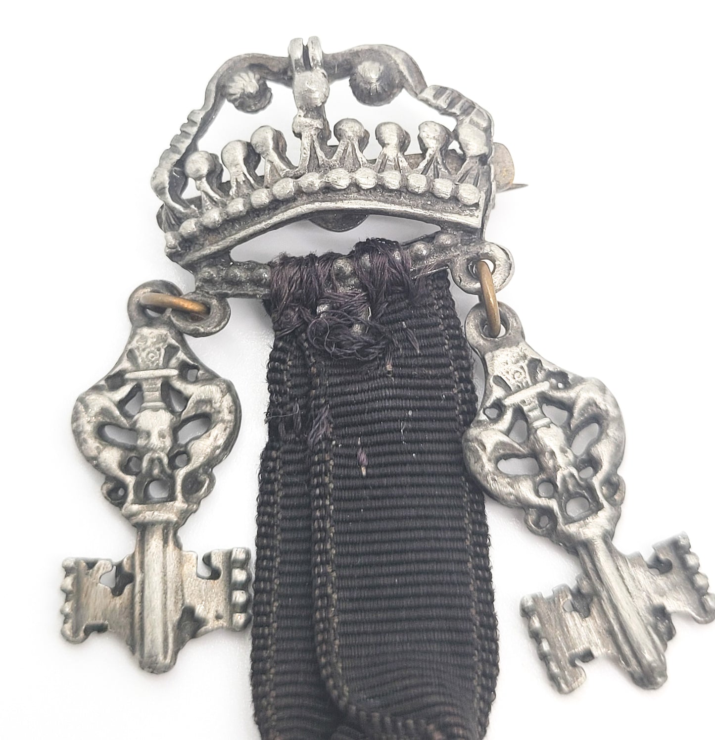 Victorian Crown and skull key antique sterling silver ribbon charm brooch
