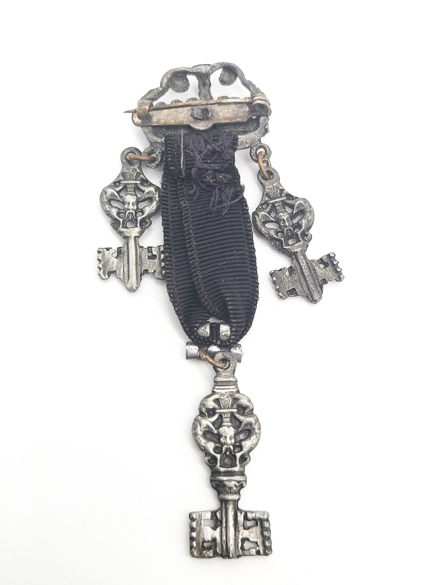 Victorian Crown and skull key antique sterling silver ribbon charm brooch