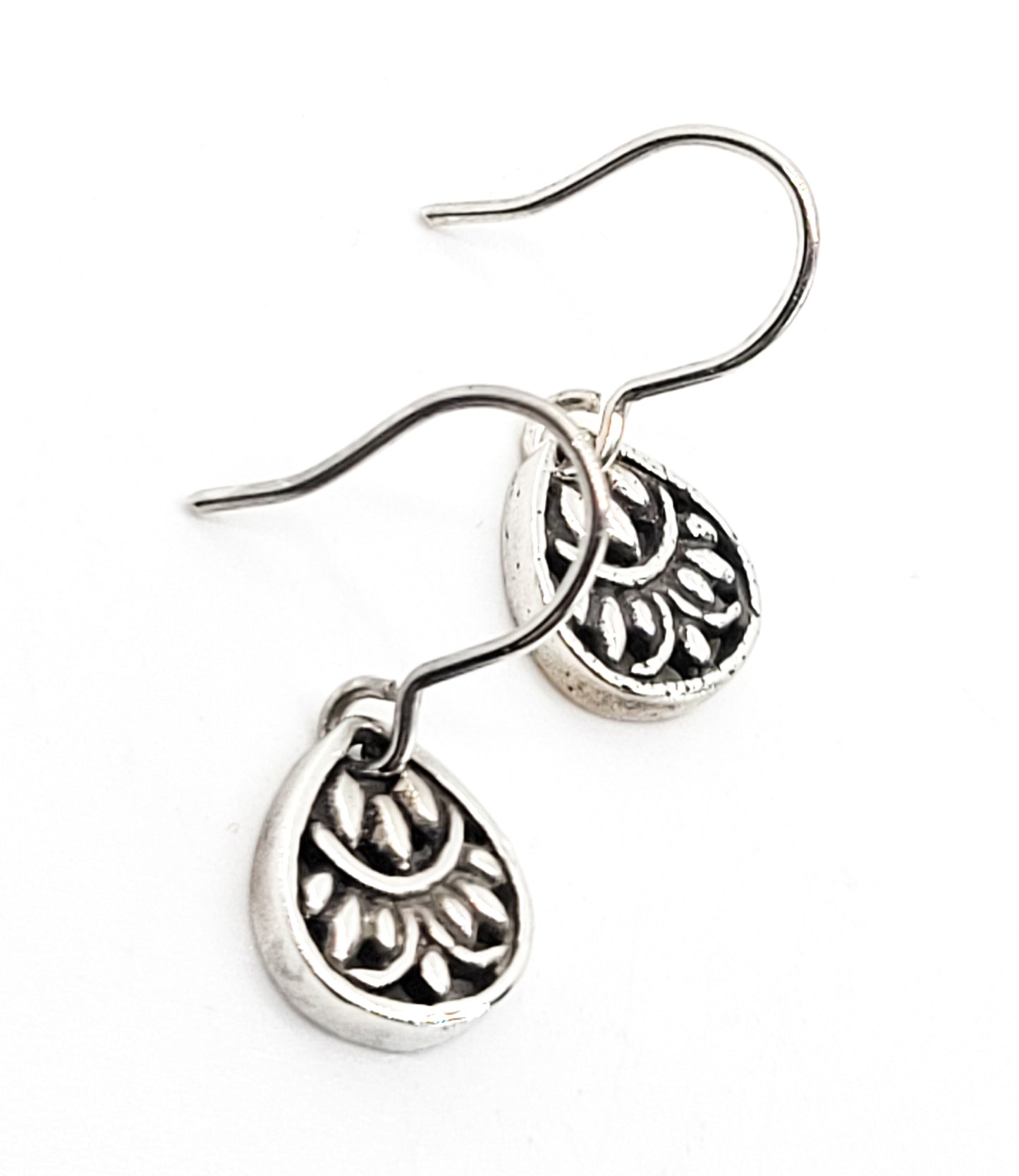 Petite small Balinese Tribal vintage sterling silver drop earrings