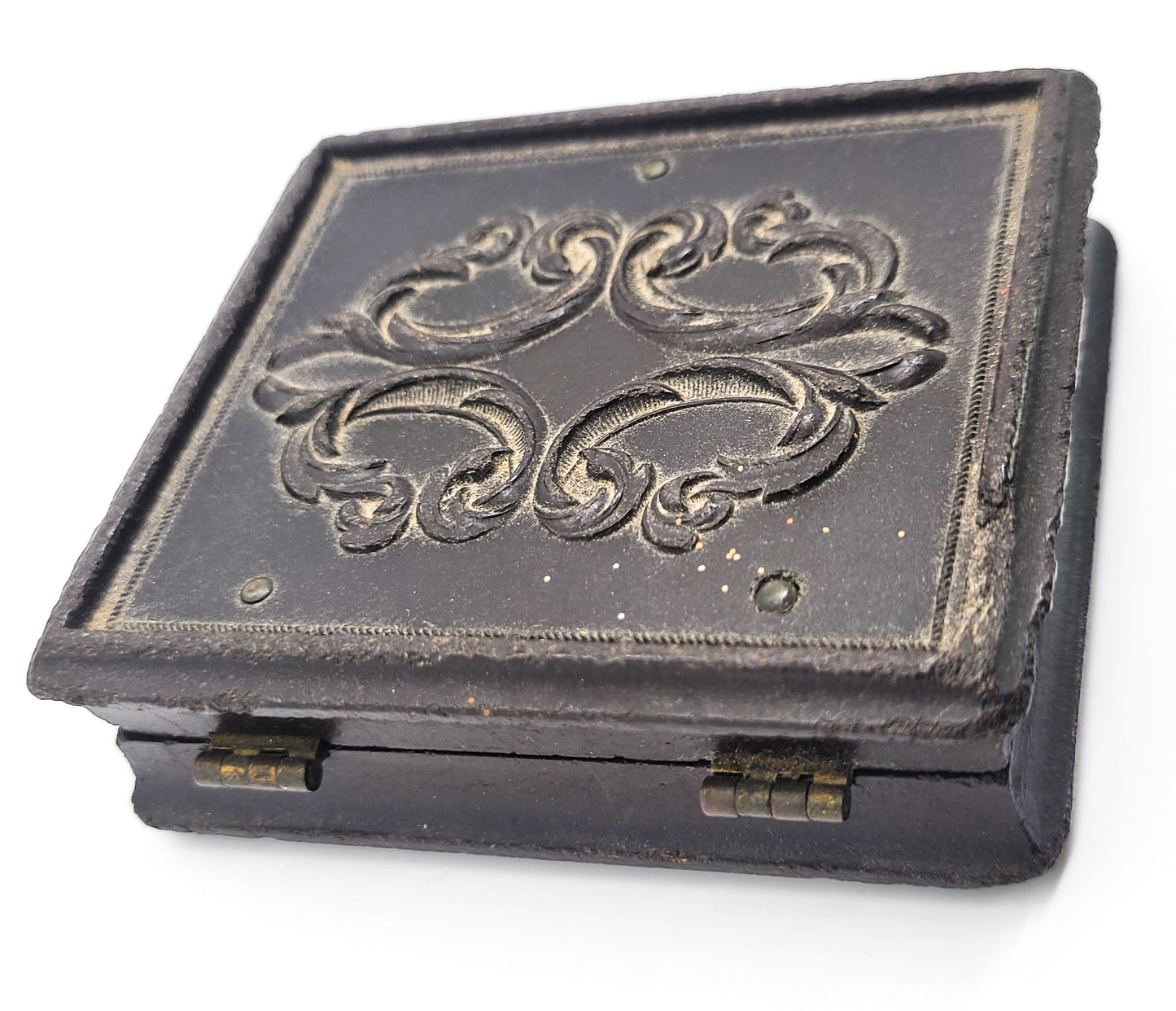 Daguerreotype Antique 1800s in wooden Gutta Percha Union Case red velvet framed