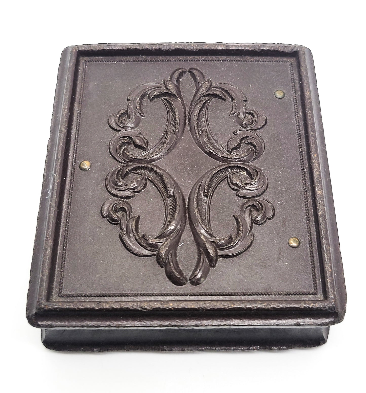 Daguerreotype Antique 1800s in wooden Gutta Percha Union Case red velvet framed