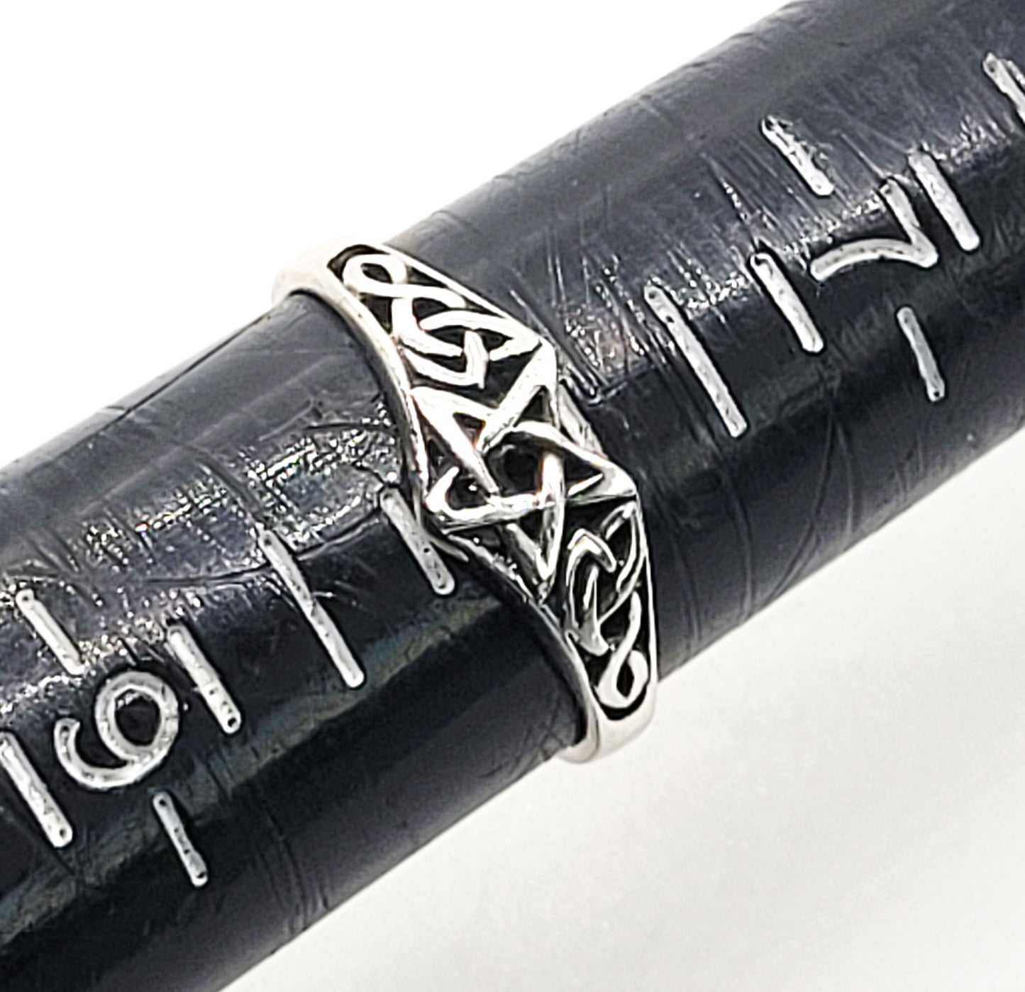 Star pentacle Celtic infinity knot vintage sterling silver band ring size 8