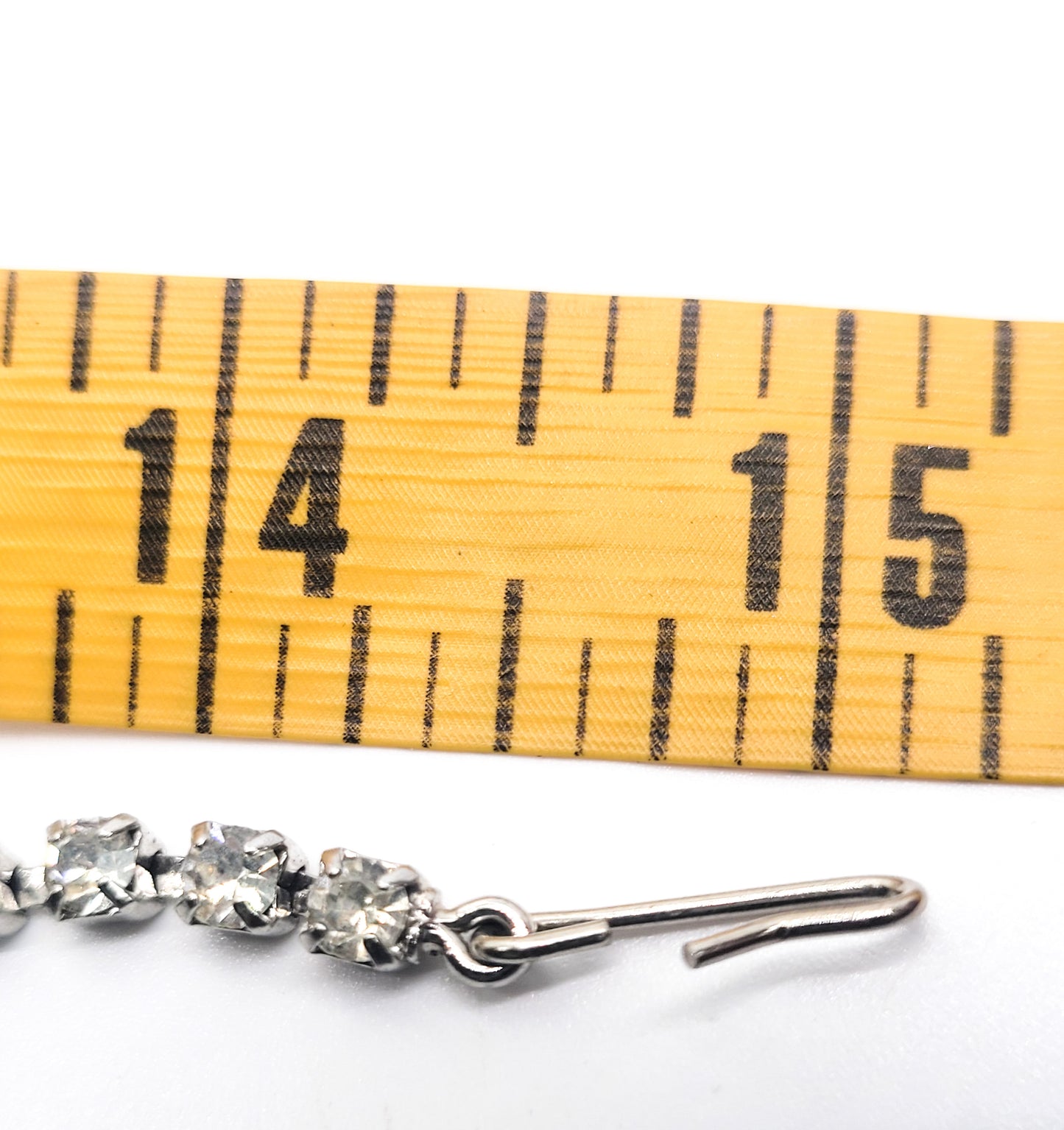 Vintage large scalloped vintage clear rhinestone choker necklace