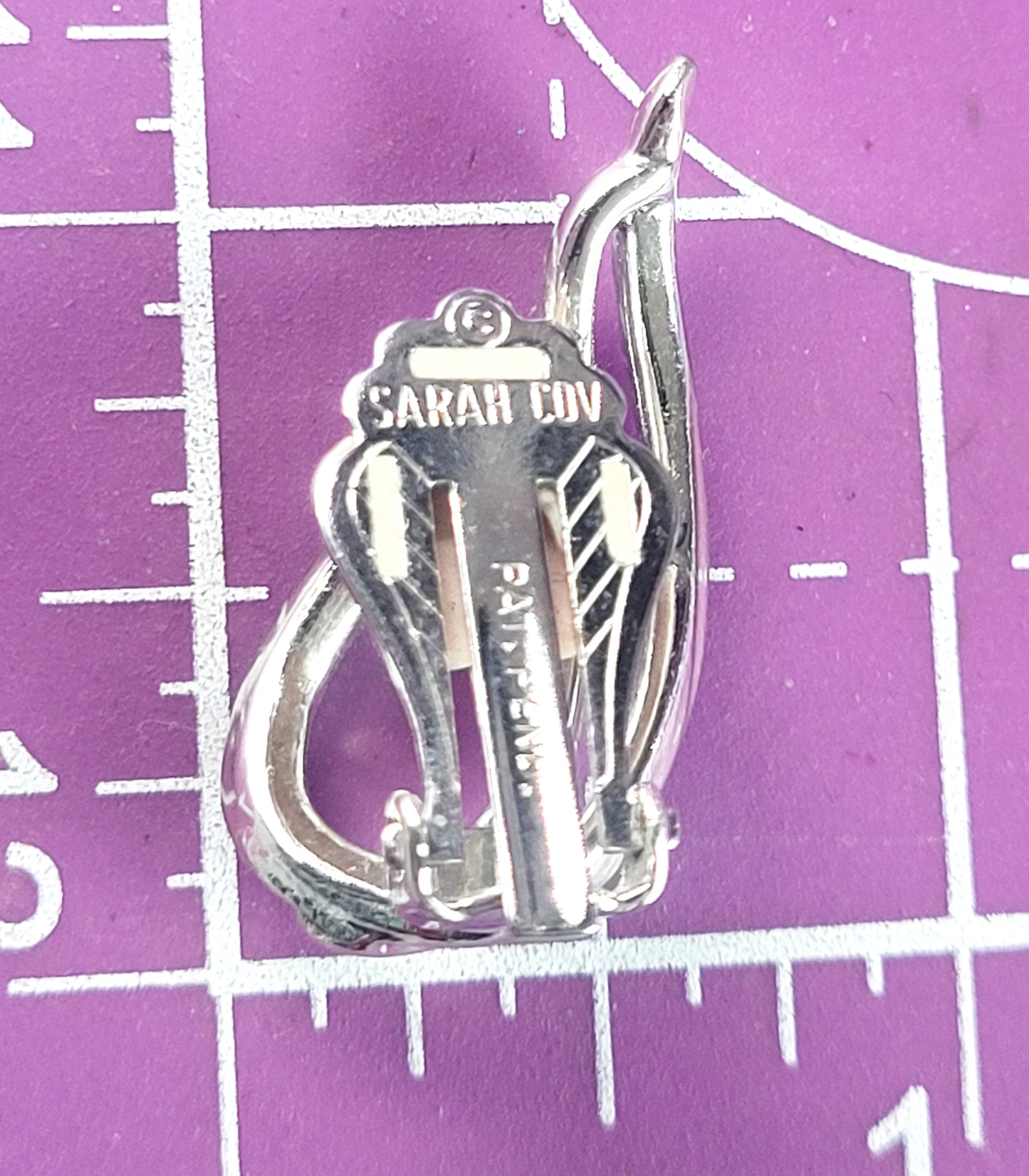 Sarah Coventry "Stunning" 1960's vintage silver toned clip on earrings