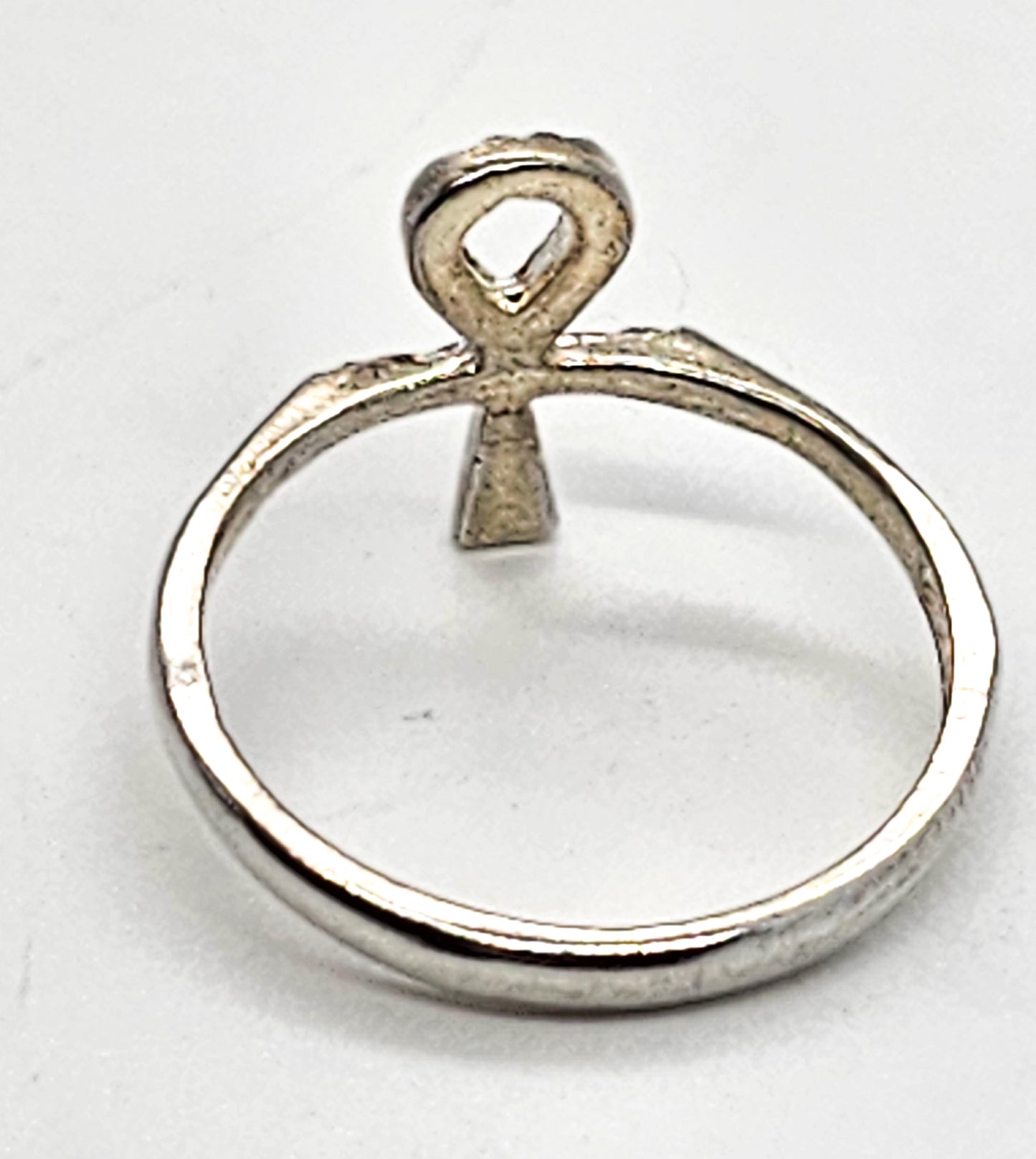 Ankh Key of Life Egyptian Revival vintage sterling silver etched ring size 5.5