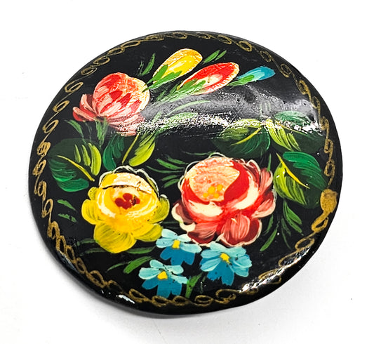 Russian lacquer hand painted gold leaf flower folk art vintage brooch