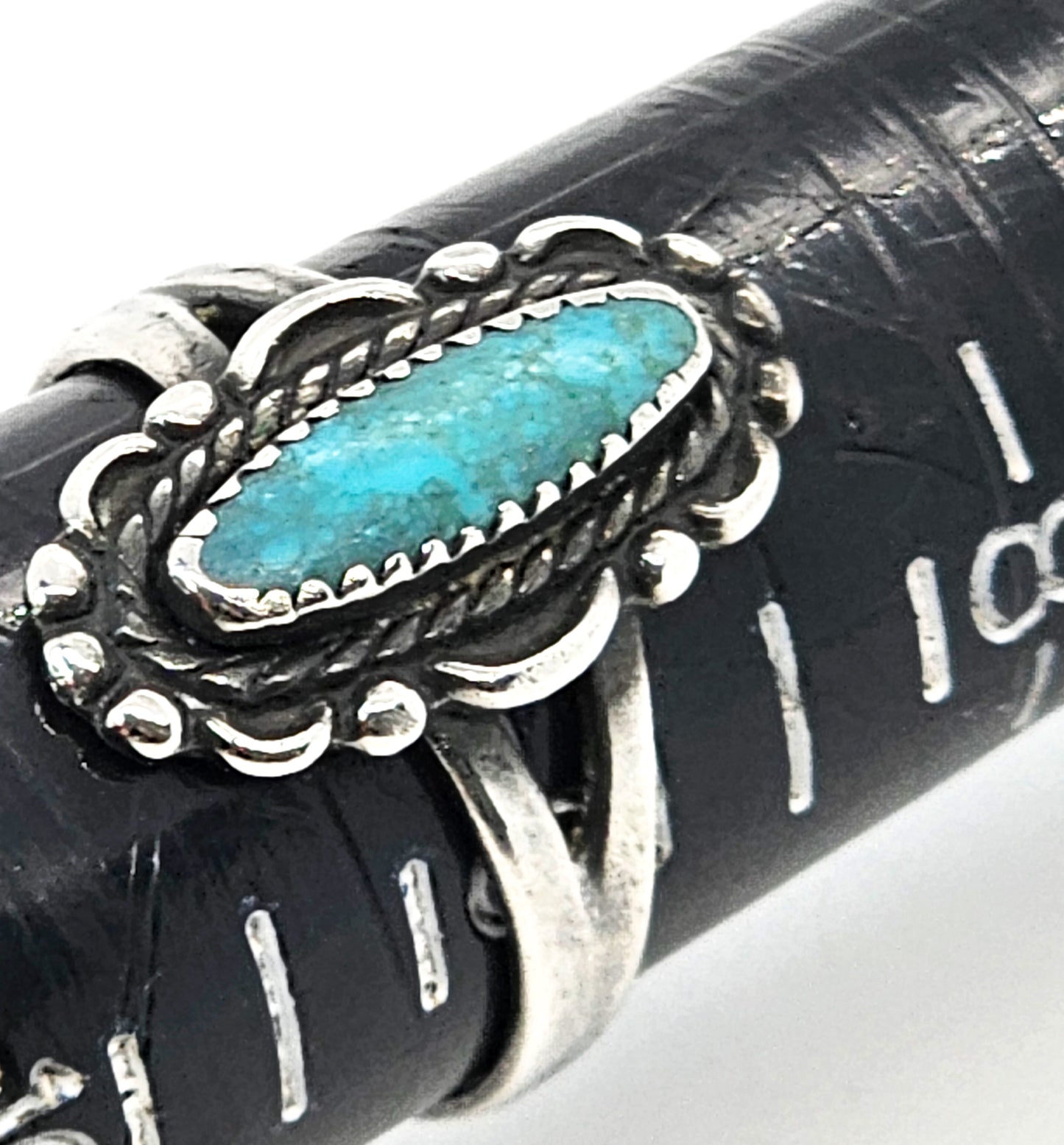 Wheeler Manufacturing Turquoise split shank vintage sterling silver ring size 9