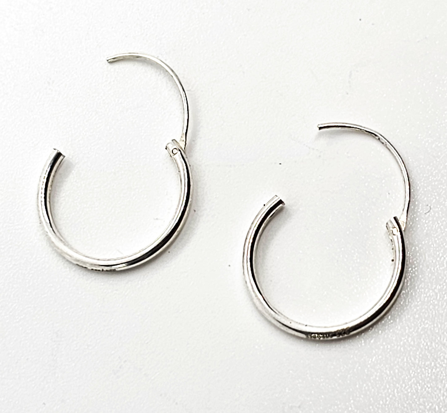 STE BEE small 1/2 inch sterling silver vintage hoop earrings