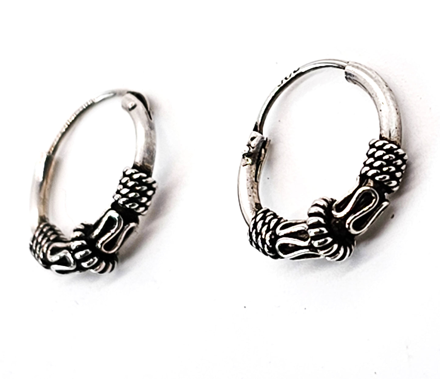 Balinese Bali style small vintage sterling silver 1/2  inch hoop earrings