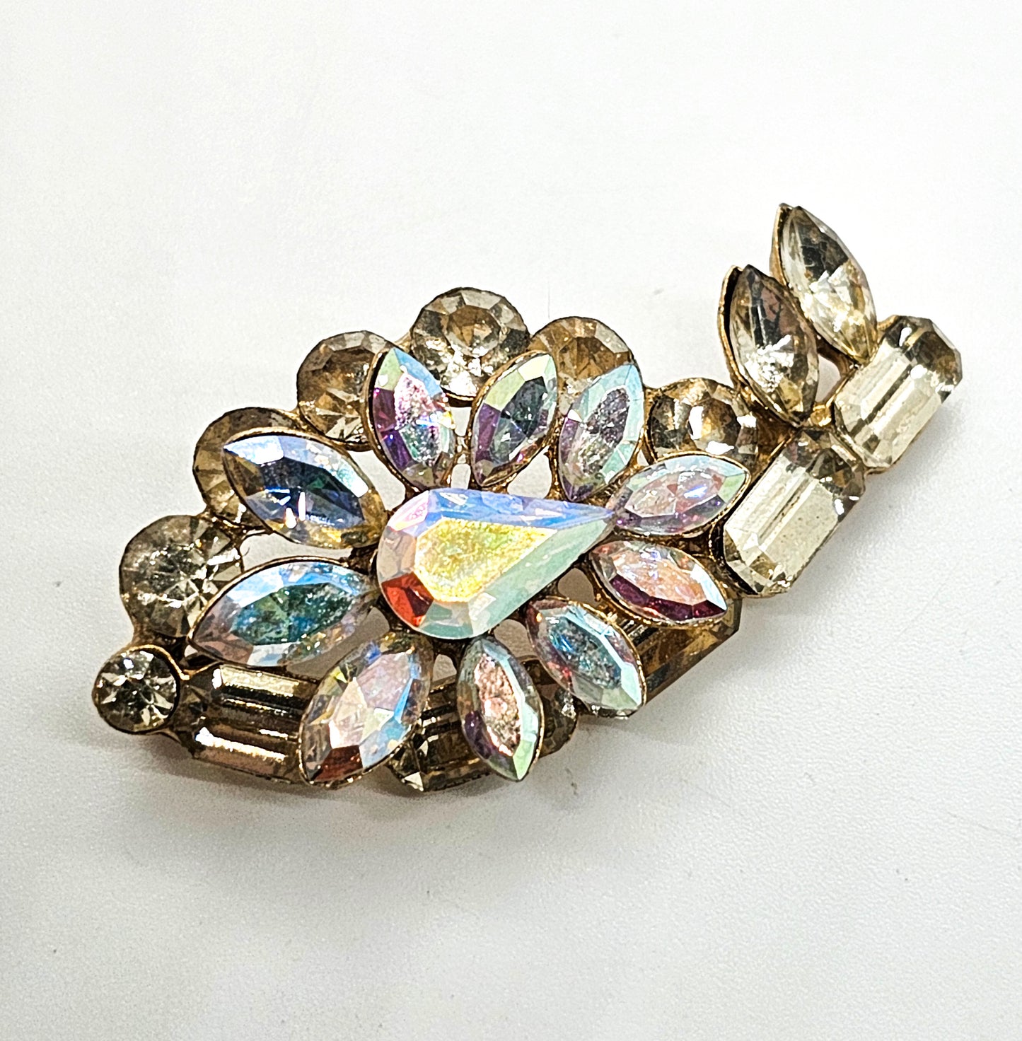 Anda Modes New York Aurora borealis vintage rhinestone key brooch