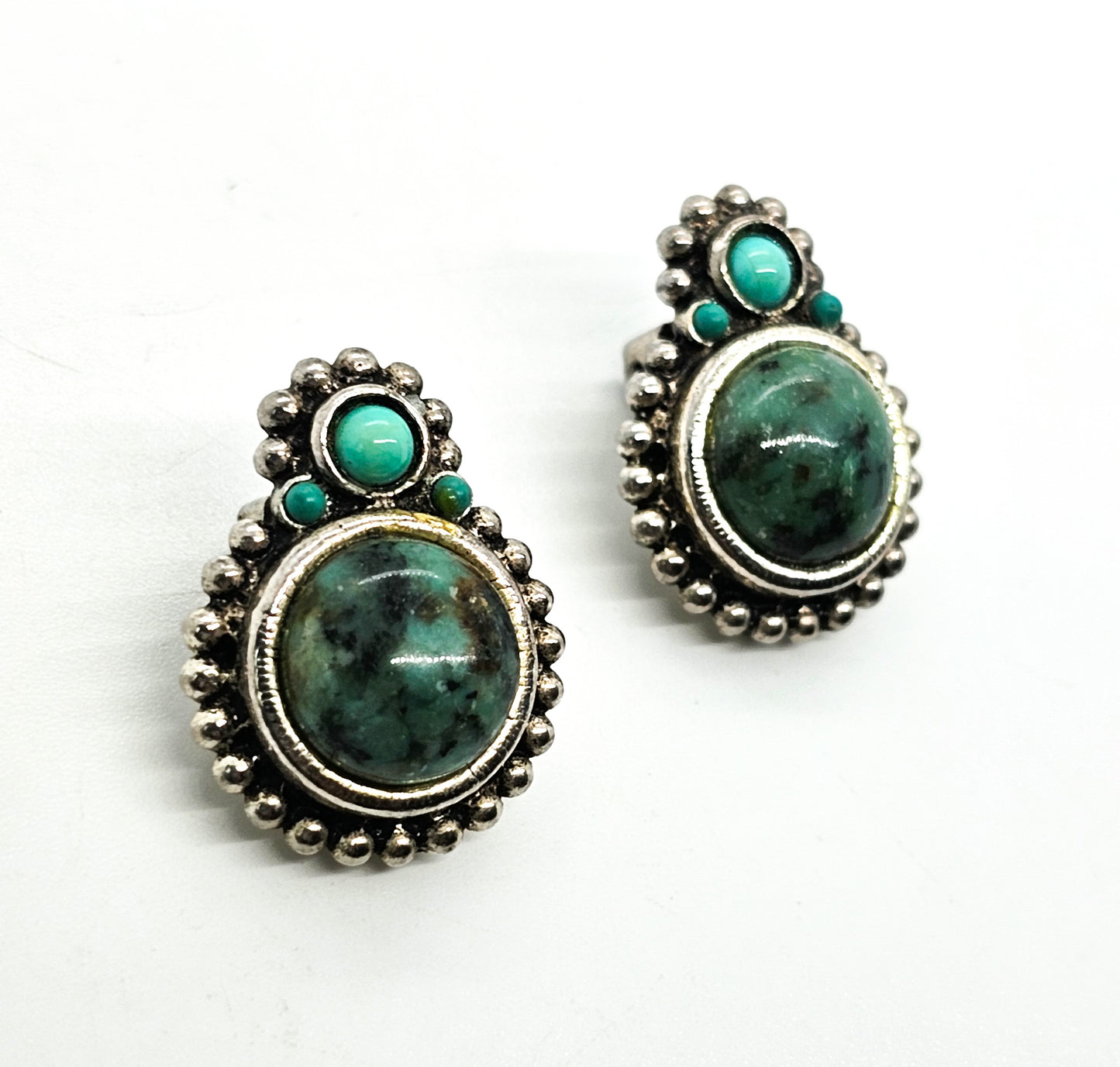 Graziano Southwestern turquoise cab signed clip on earrings