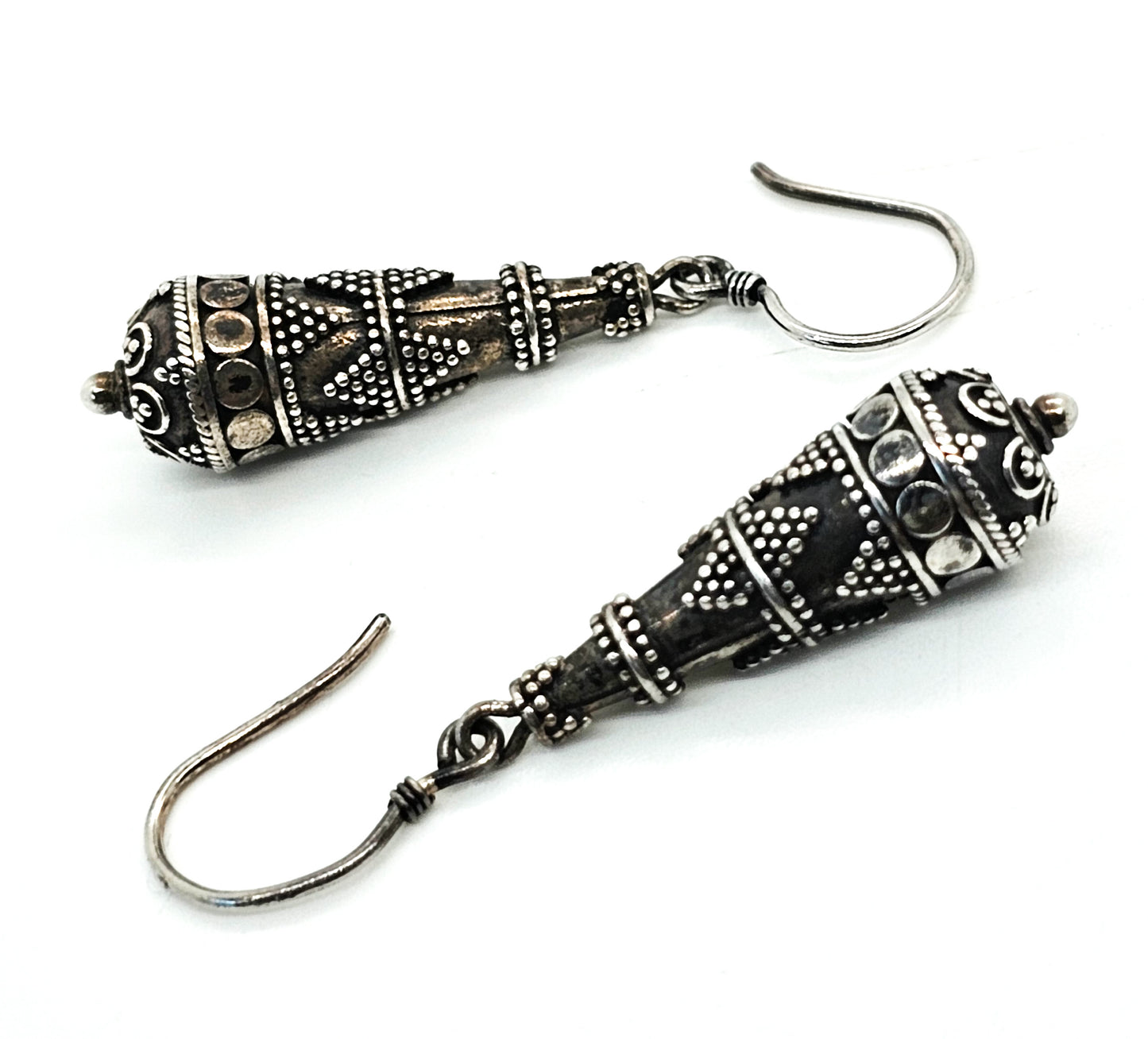 Balinese Bali tribal handcrafted long drop cone vintage sterling silver earrings