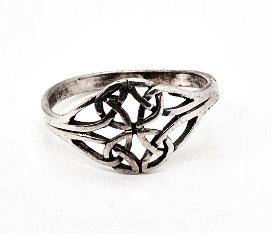 Celtic never ending knot Irish vintage sterling silver dainty ring size 6