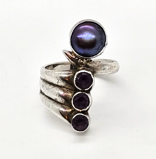 Black Pearl and synthetic purple amethyst sterling silver wave ring size 6