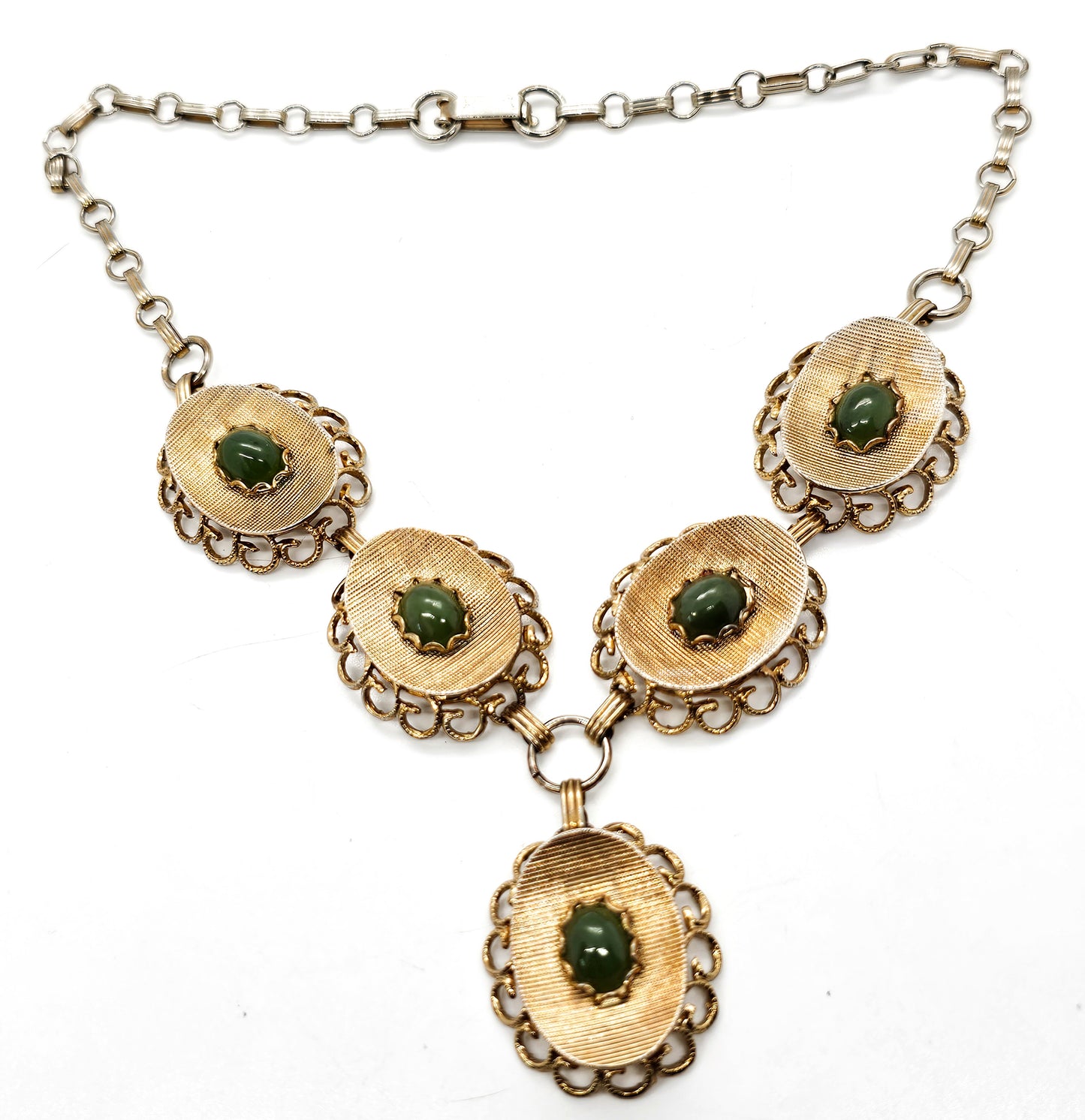 Nephrite Jade gold toned vintage mid century scalloped Y necklace
