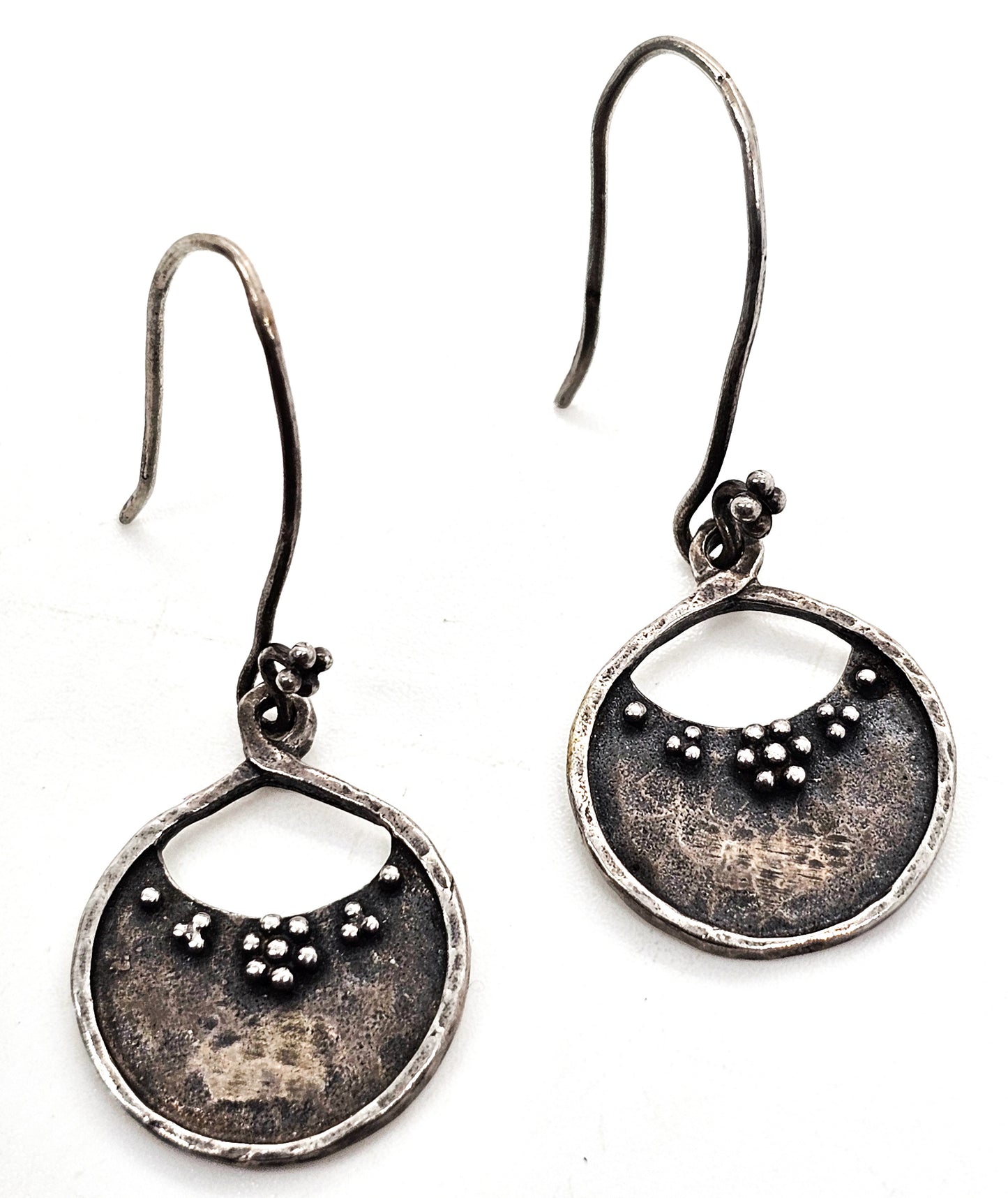 Sundance Flower Market Basket sterling silver signed RB artisan drop earrings