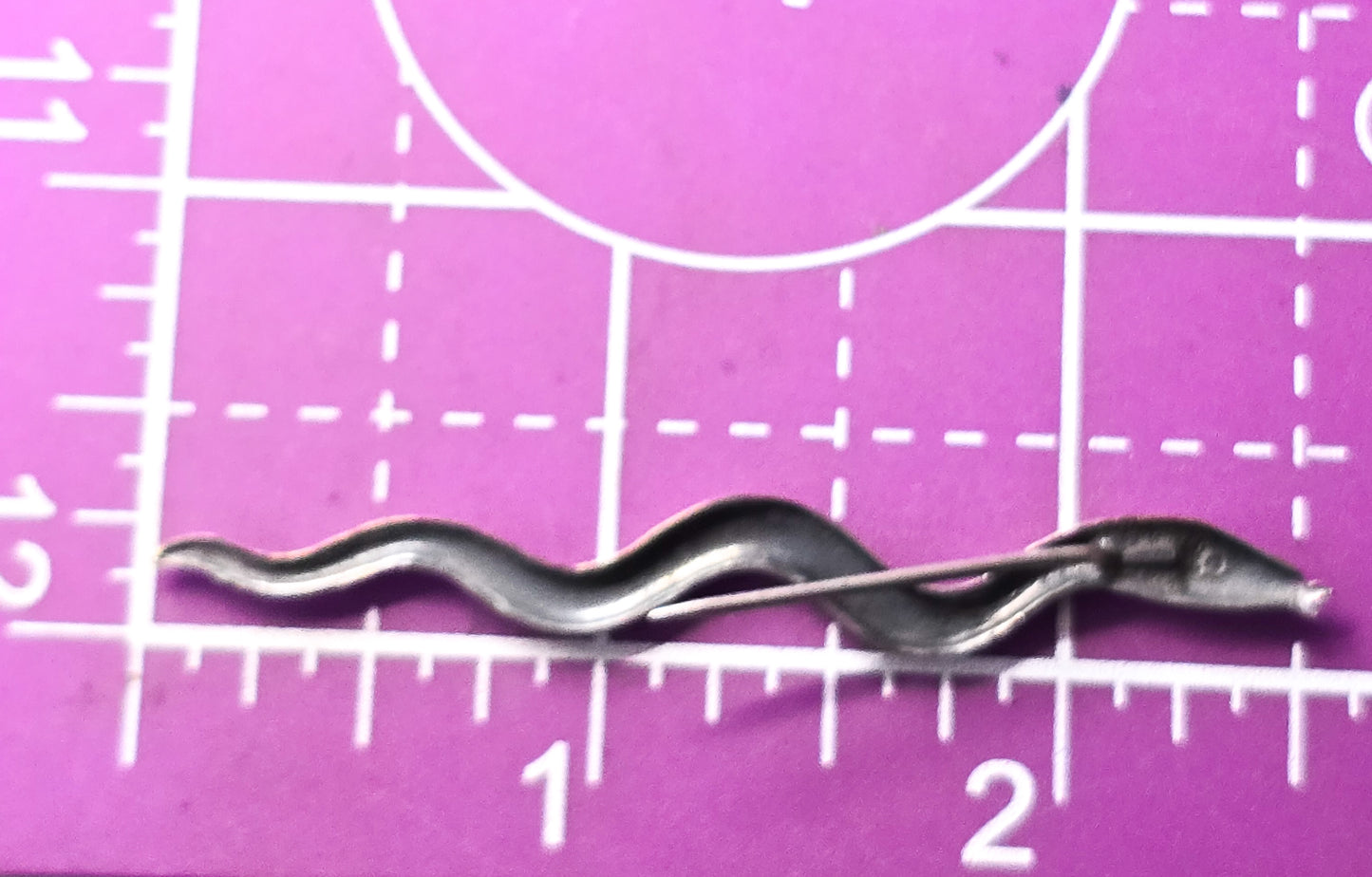 Snake on the move Silver plated vintage slithering snake lapel pin brooch