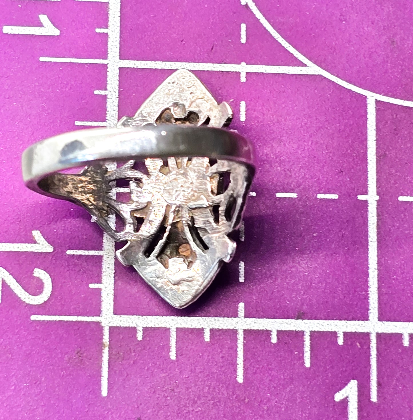 Art Deco Etched Open work Geometric sterling silver vintage ring size 9