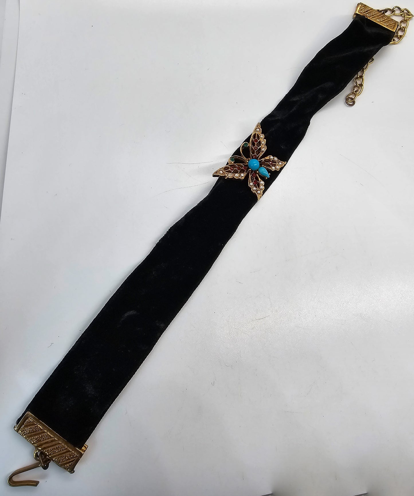 Arthur Pepper Art Rhinestone Butterfly black velvet vintage choker necklace