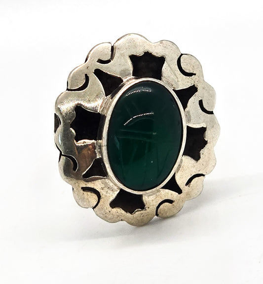 Egyptian Revival Chrysoprase carved Scarab Israel ST sterling silver adjustable ring size 7