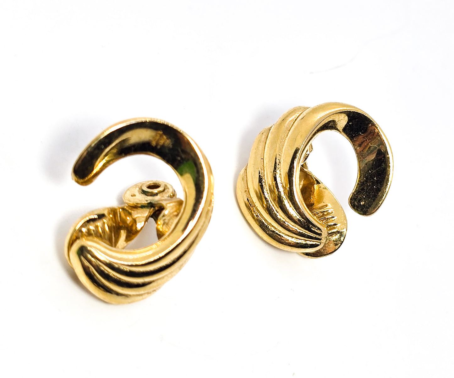 Monet gold toned vintage swirl 1980's retro clip on earrings