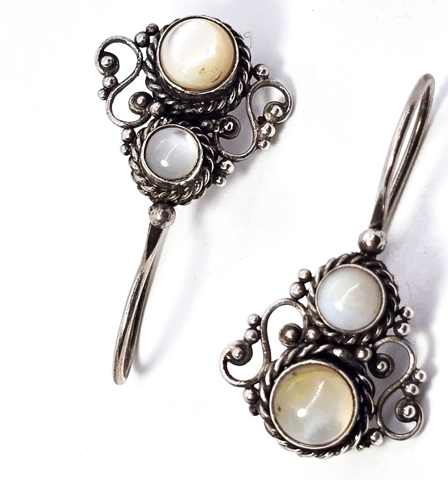 Mother of Pearl Cat's Eye Quartz Balinese sterling silver vintage earrings