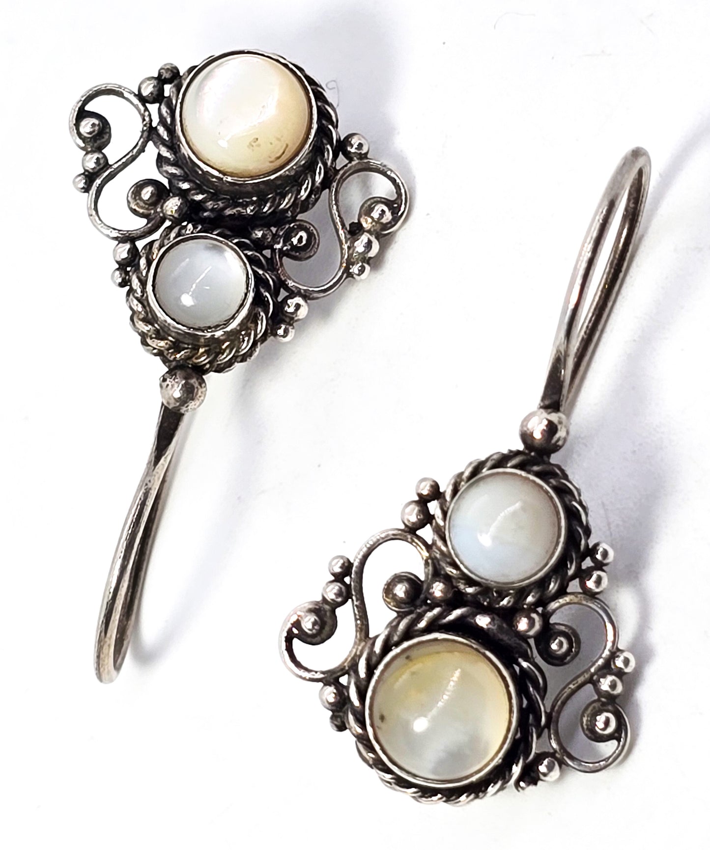 Mother of Pearl Cat's Eye Quartz Balinese sterling silver vintage earrings