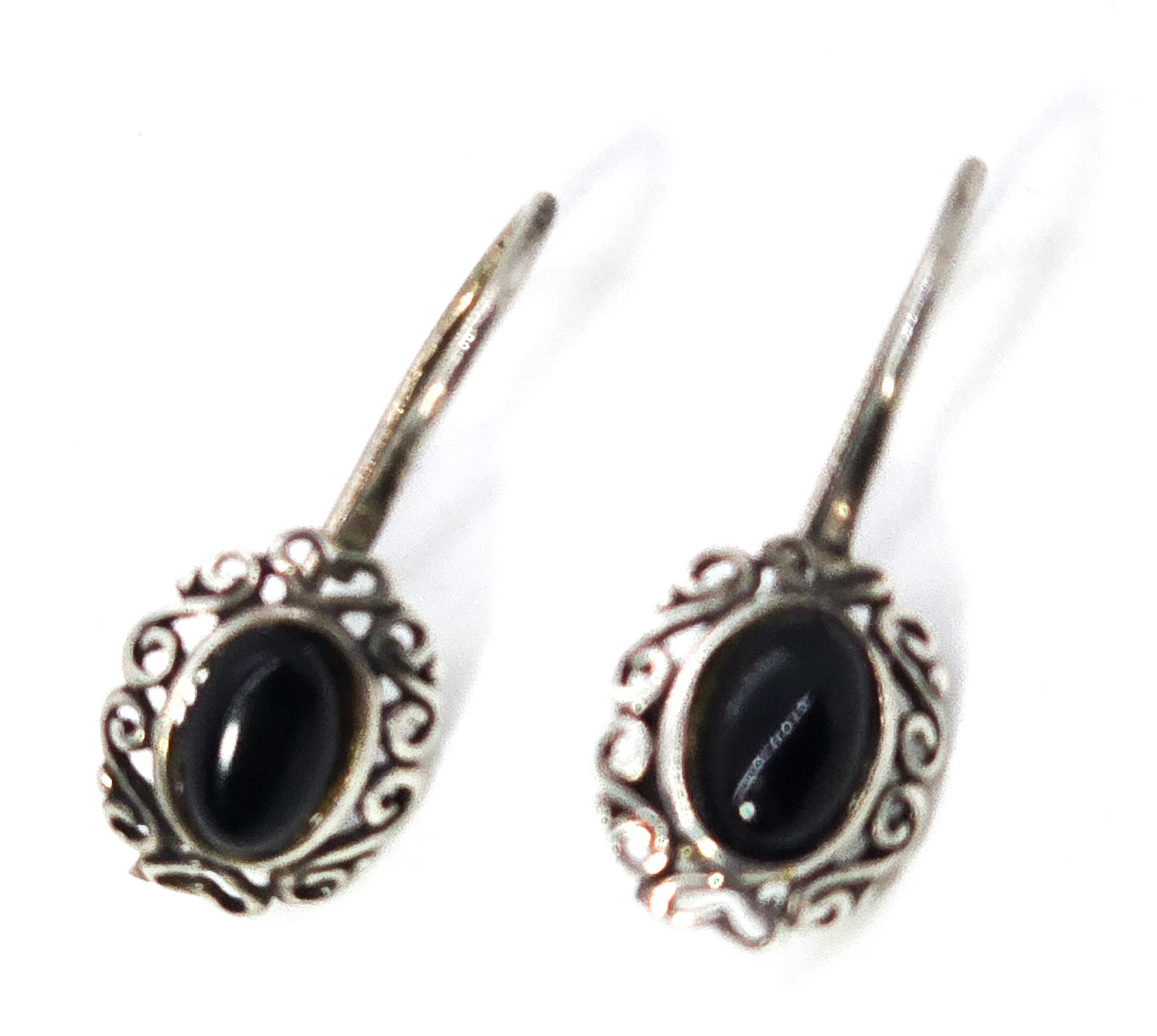 Jezlaine black onyx filigree sterling silver petite small vintage earrings