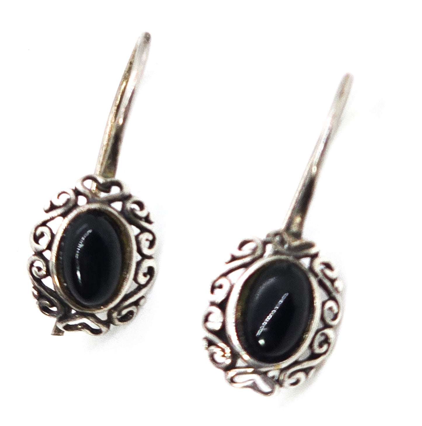 Jezlaine black onyx filigree sterling silver petite small vintage earrings