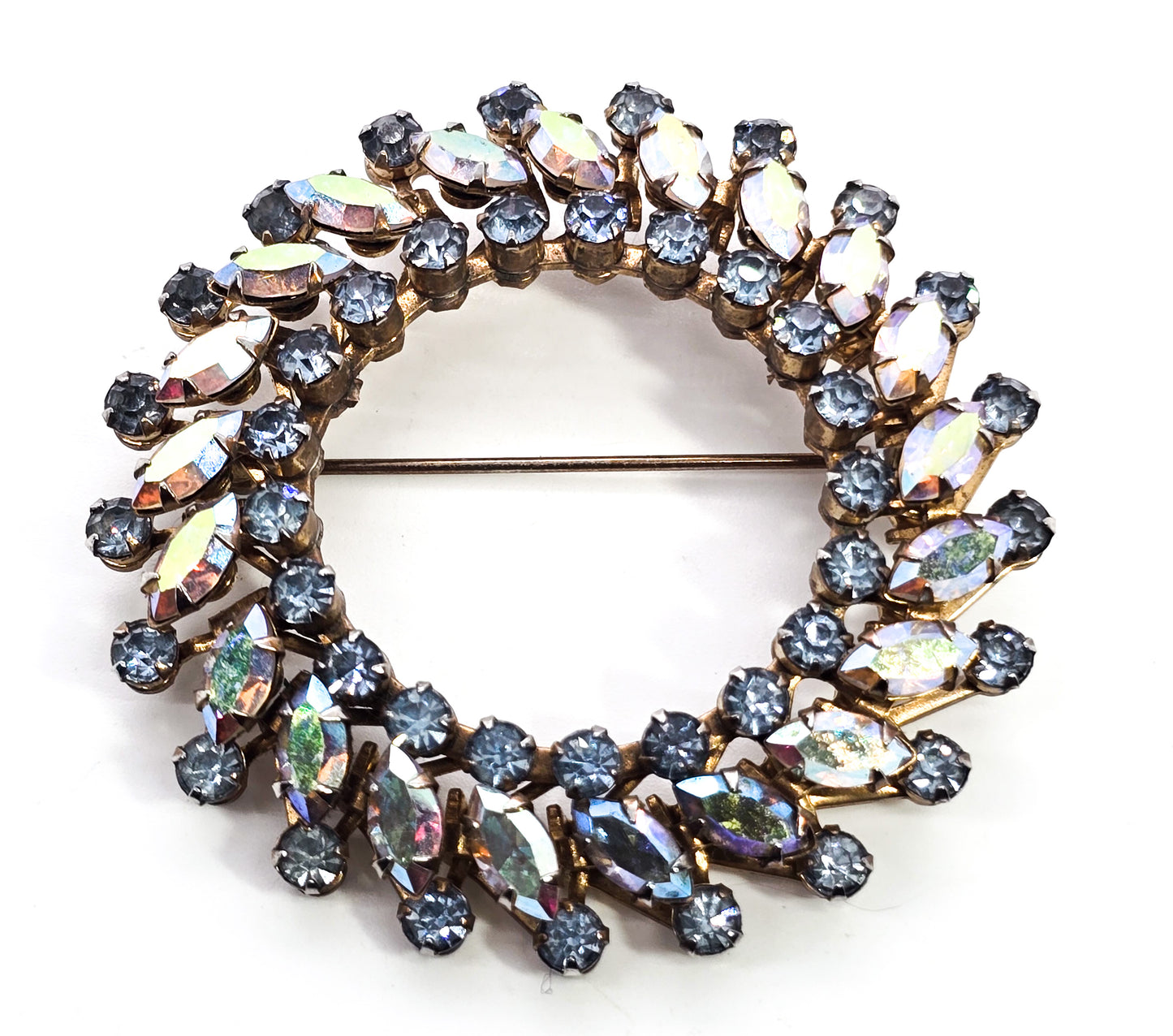 Aurora borealis marquis wreath baby blue vintage rhinestone mid century circle brooch