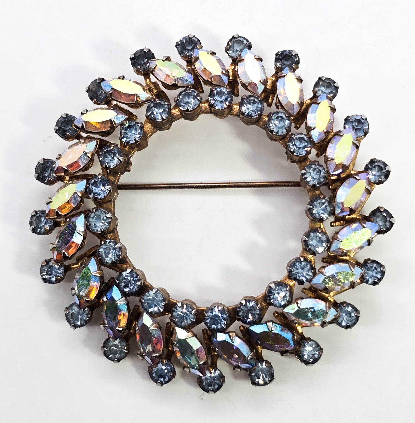 Aurora borealis marquis wreath baby blue vintage rhinestone mid century circle brooch