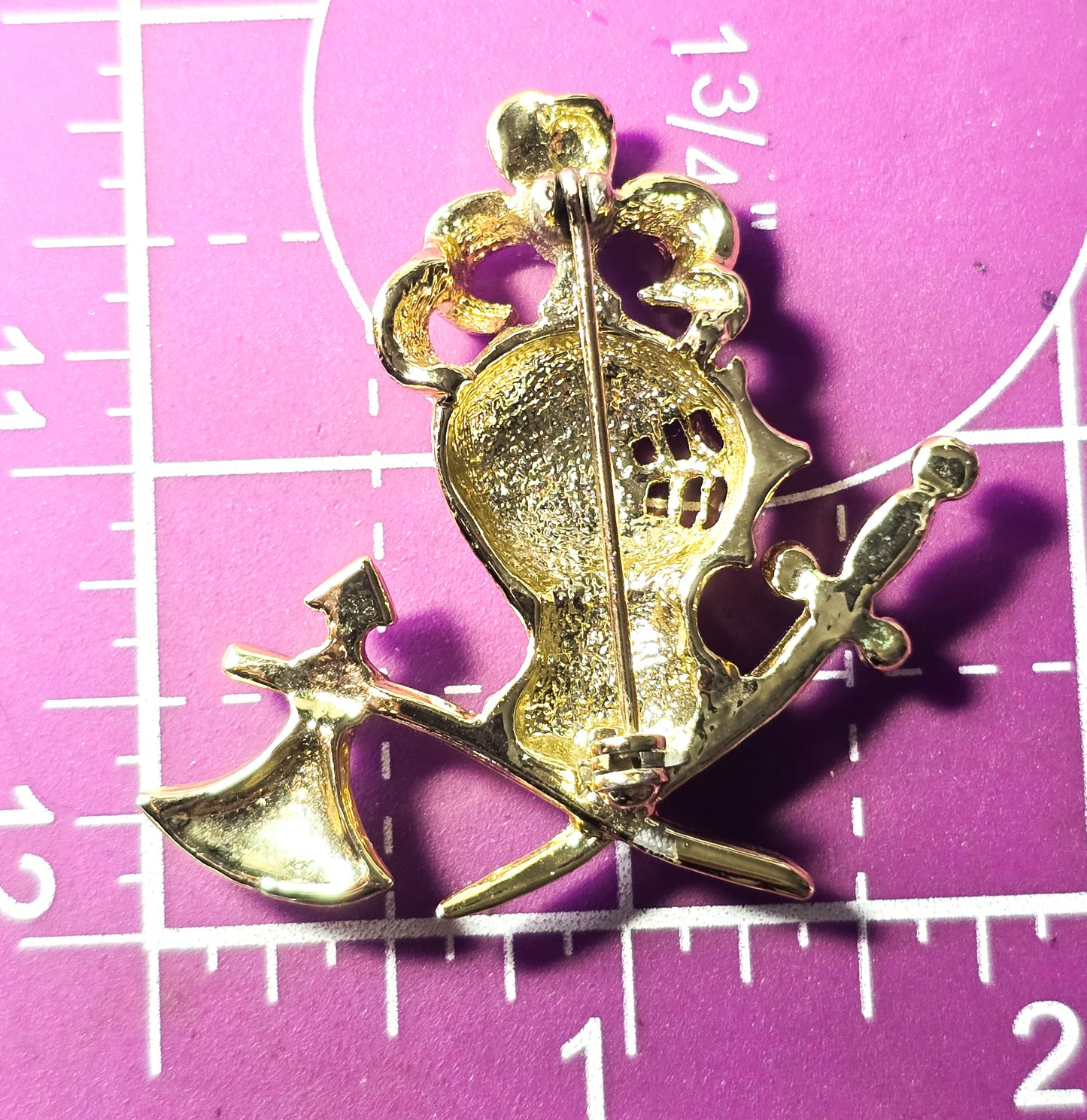 Heraldic knight sword and Axe vintage medieval gold toned brooch