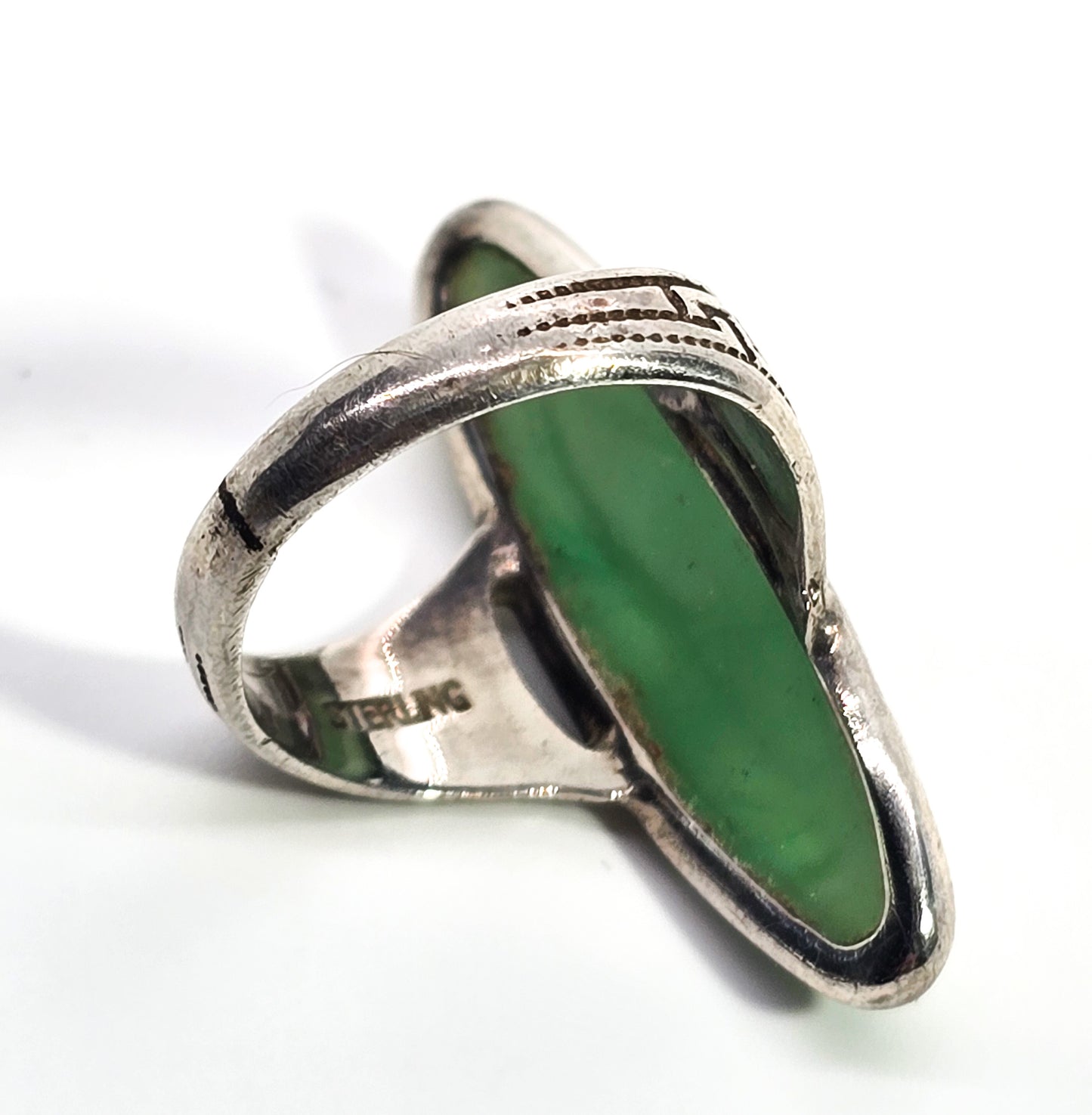 Art Deco Green Peking glass Greek Key vintage sterling silver ring size 4