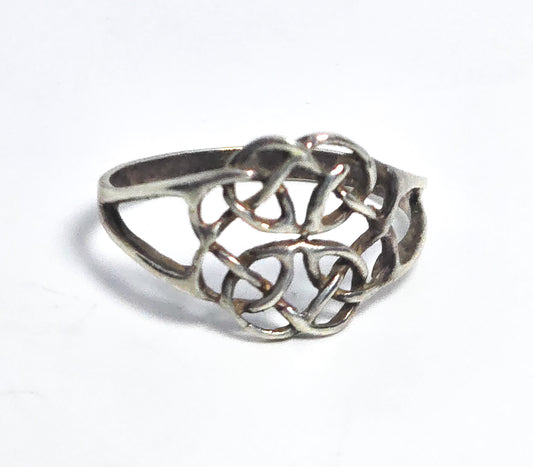 Celtic knot open work simple sterling silver ring size 8