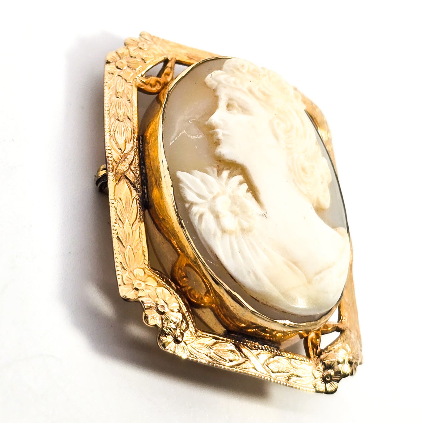 AMCO 12k yellow gold filled left facing carved shell women vintage cameo pendant brooch