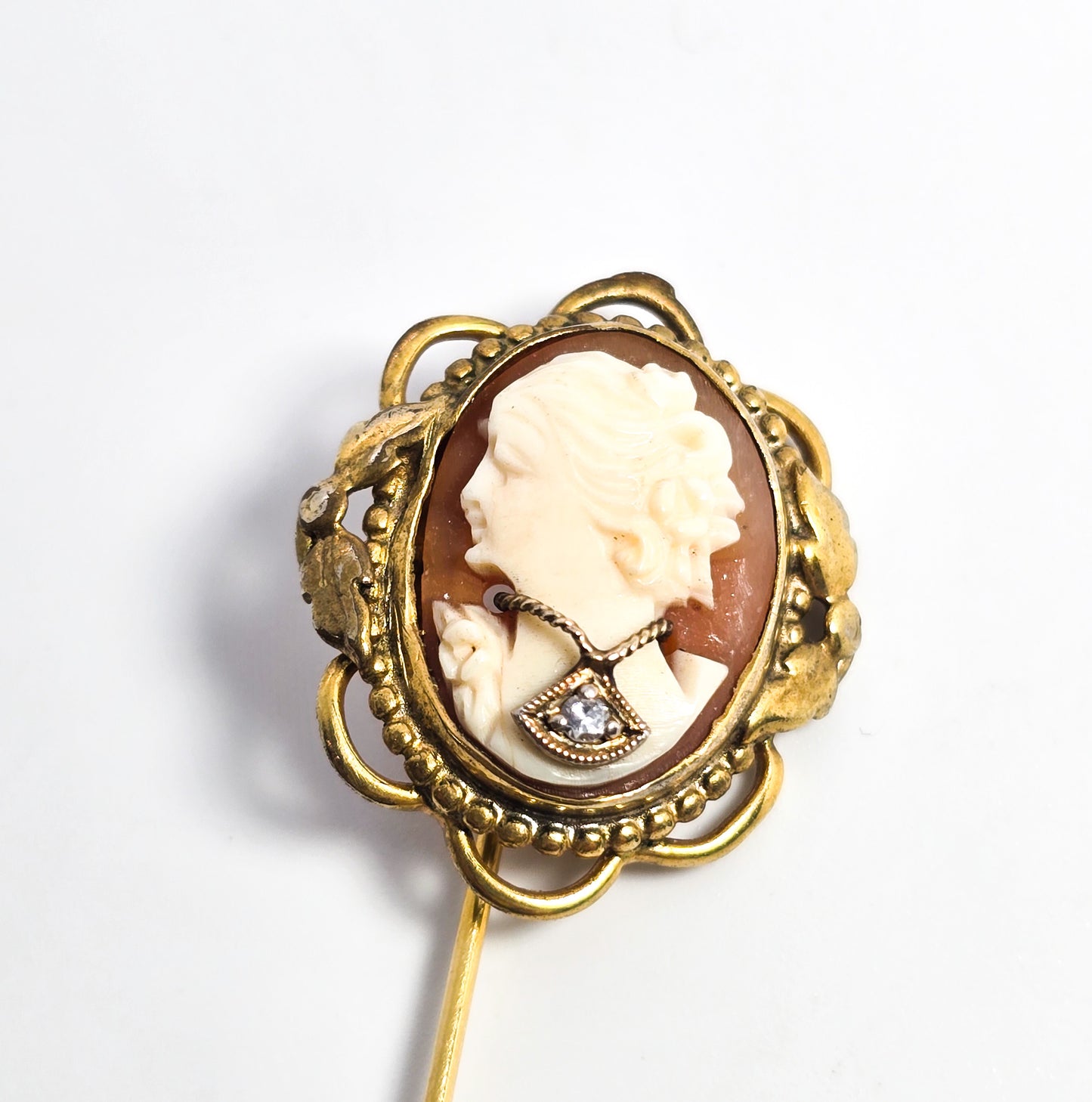 Cameo carved shell left facing diamond necklace gold filled vintage stick lapel pin brooch