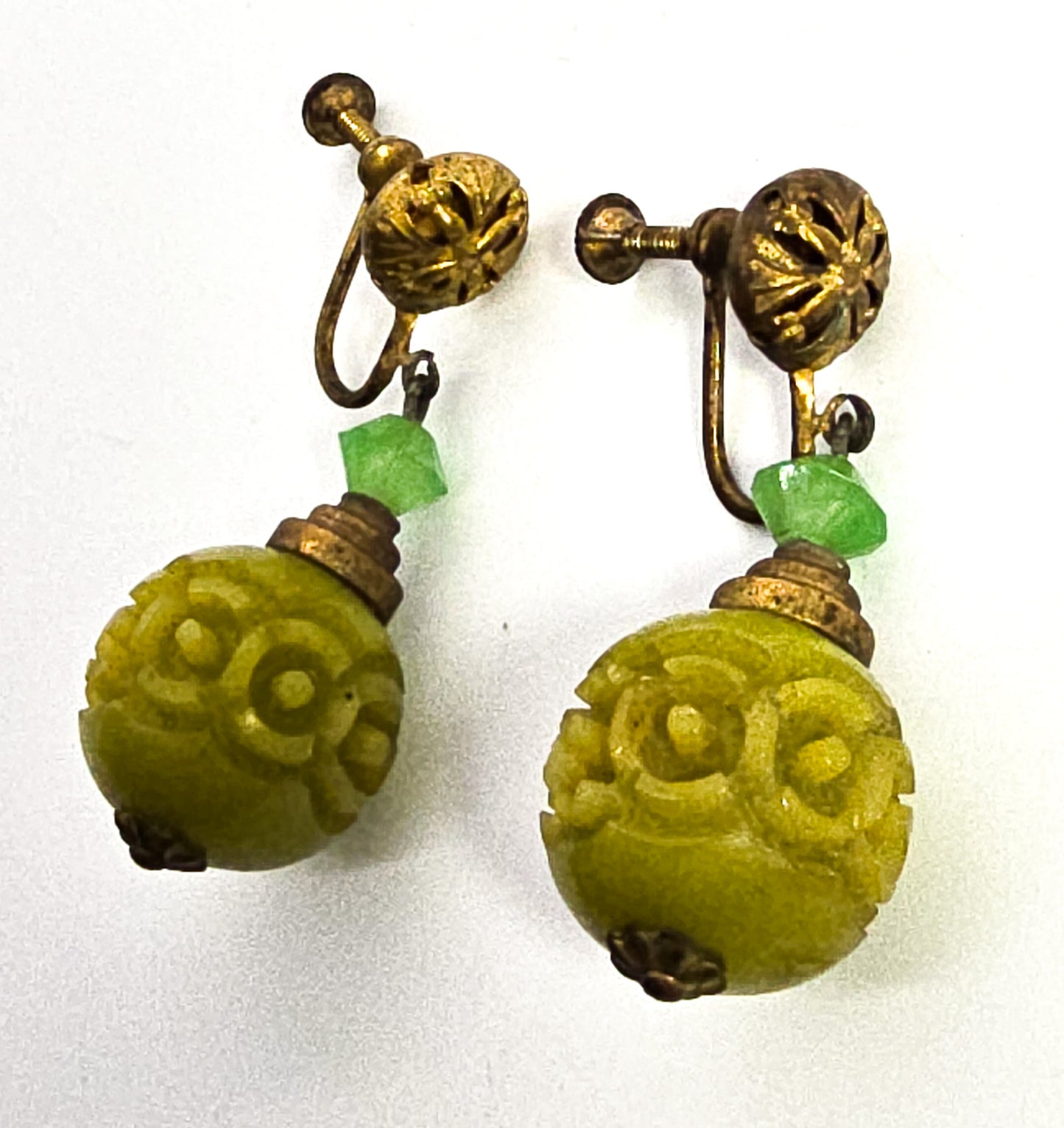 Art Deco carved galalith green bead antique screw back earrings