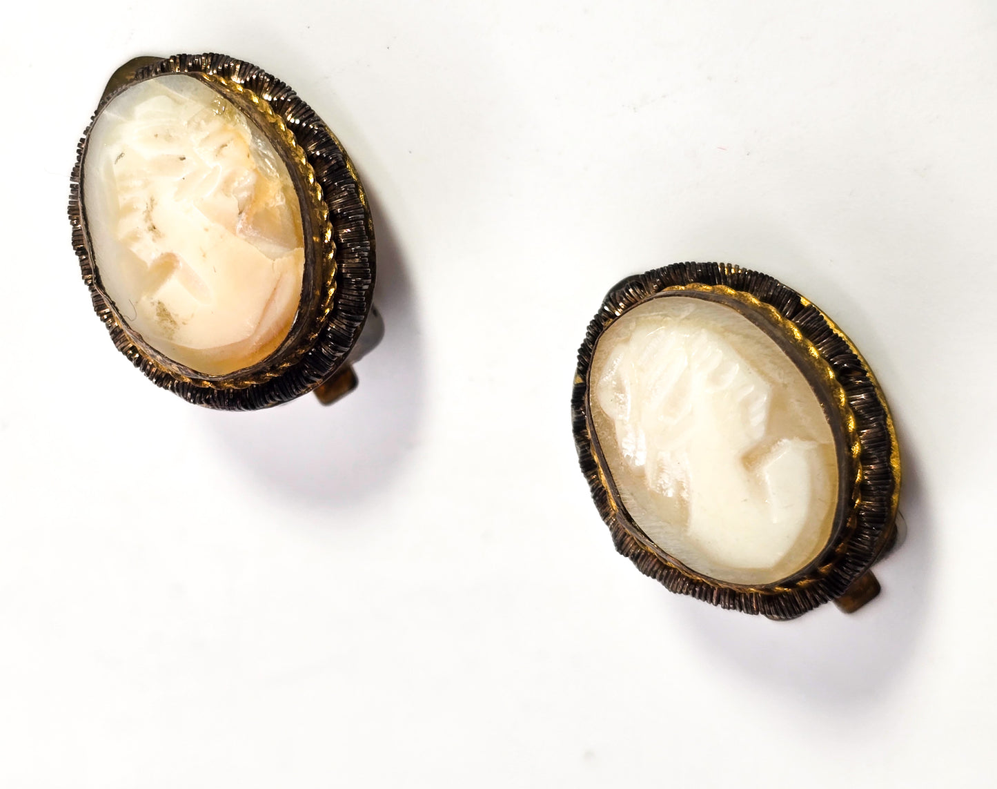 Art Deco Carved Cameo Antique 800 vermeil silver clip on earrings