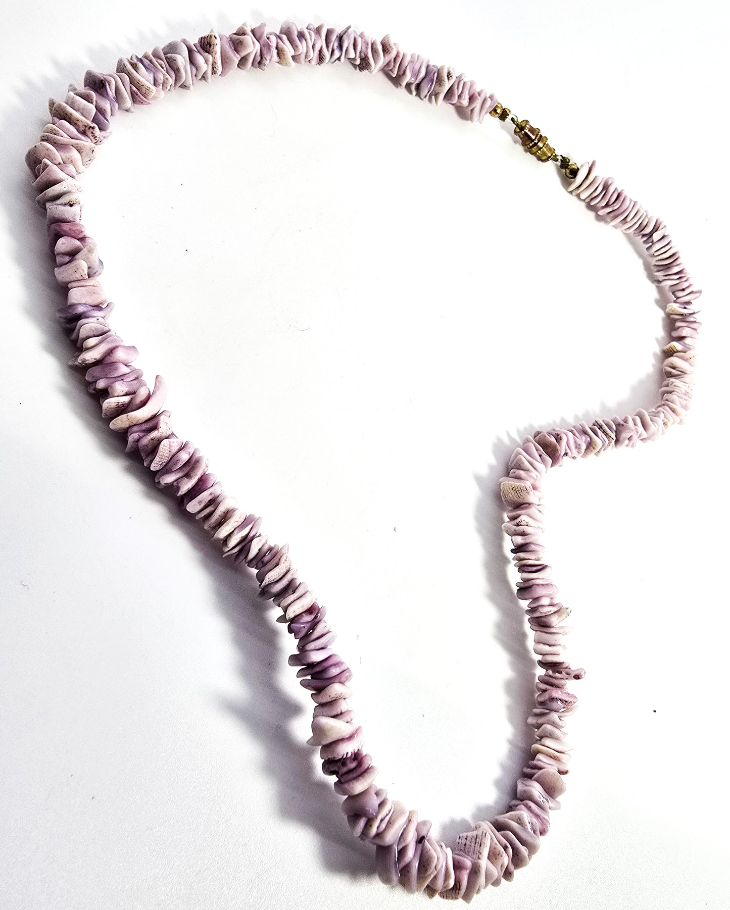 Purple puka shell retro skater vintage 18 inch necklace