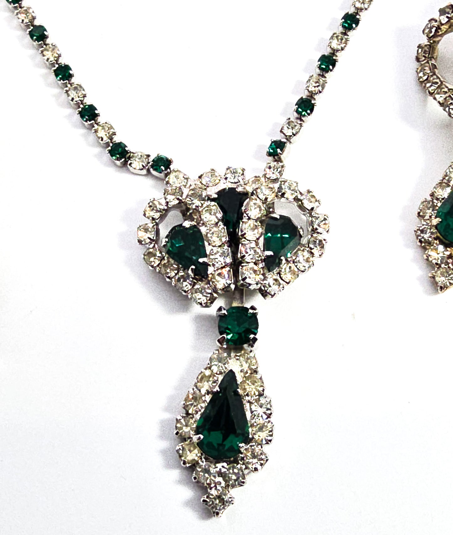 Green rhinestone pear cut vintage halo necklace and clip on earrings demi parure set