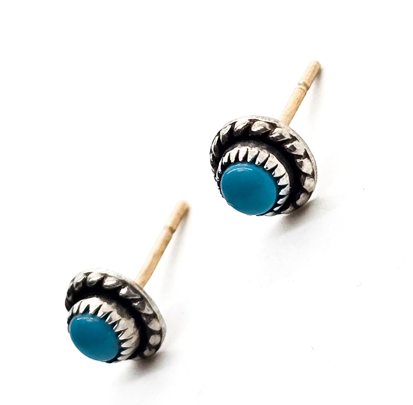 Turquoise gemstone small bezel set twisted rope sterling silver vintage stud earrings