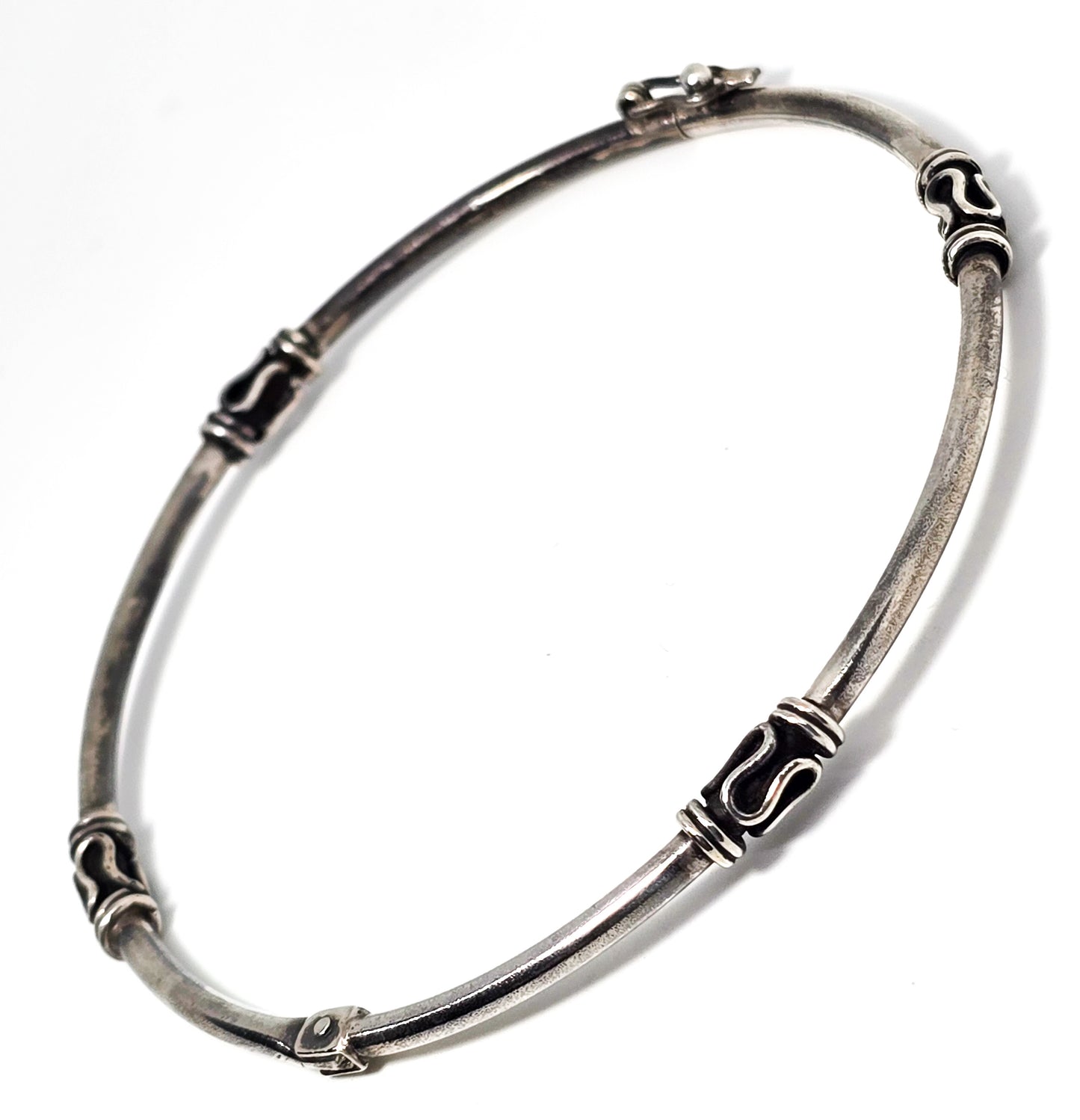 Tribal Bali vintage thin stacker sterling silver hinged opening bangle