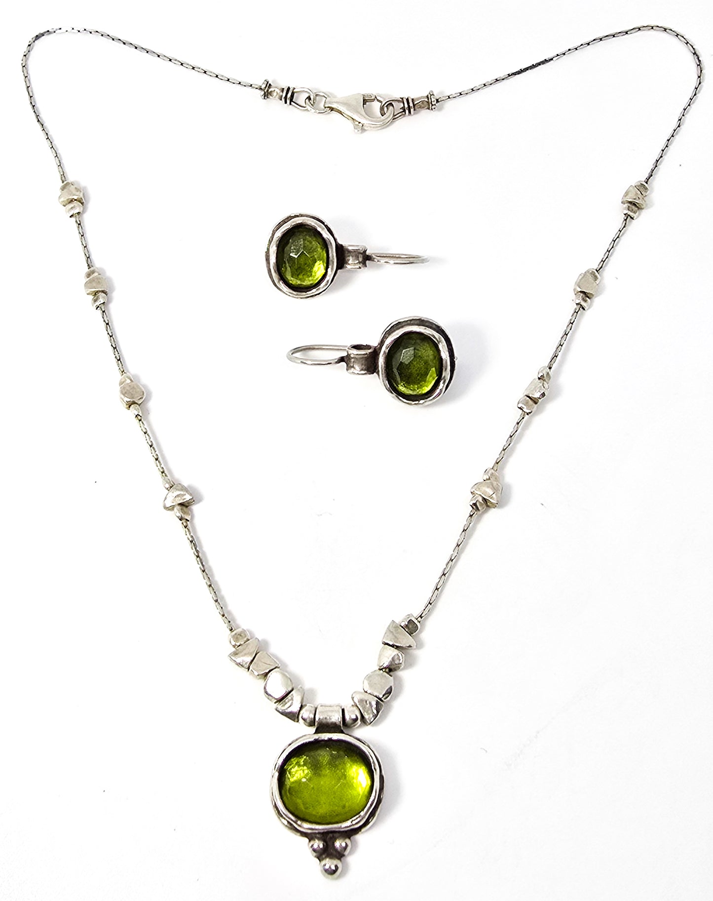 Silpada Green Hammered Sterling Silver Earrings and necklace set W1455/N1461