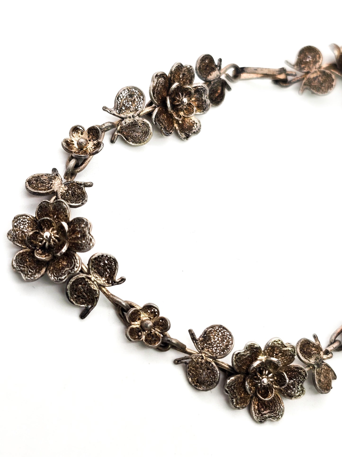 Spun silver flower cannetile vintage sterling sliver tennis bracelet