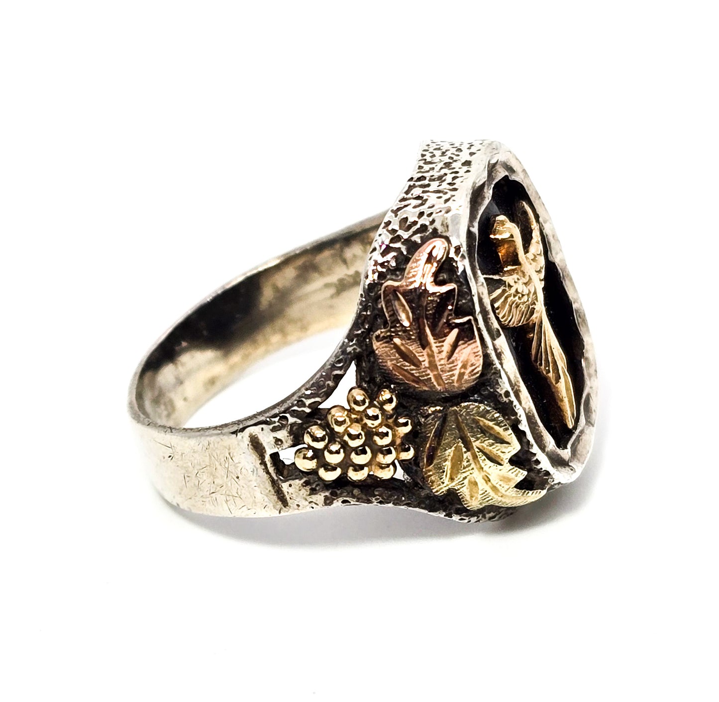 Black Hills Gold Mt. Rushmore Onyx bird gold on sterling silver vintage ring size 10