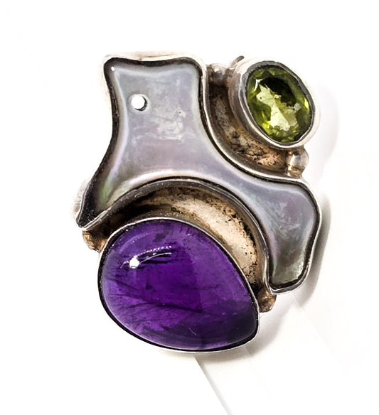 Wolf fetish Mother of pearl MOP gemstone  amethyst peridot sterling silver ring size 9