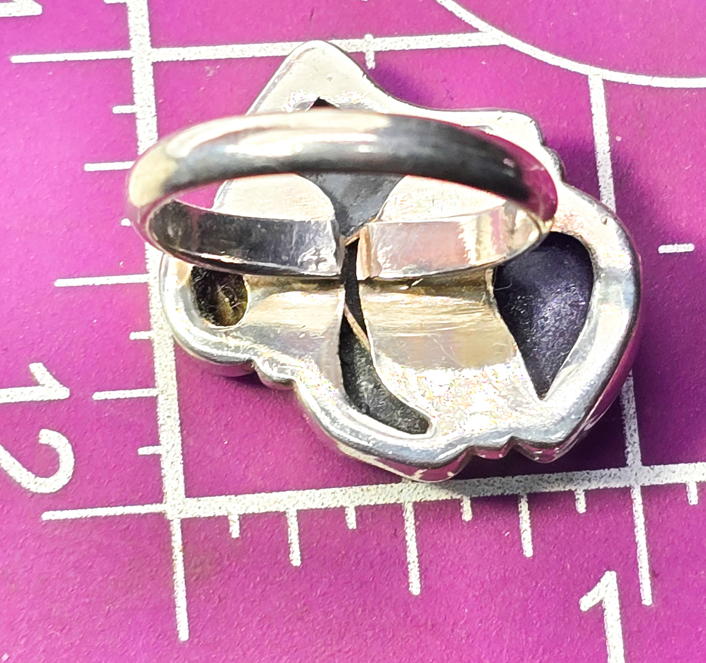 Wolf fetish Mother of pearl MOP gemstone  amethyst peridot sterling silver ring size 9