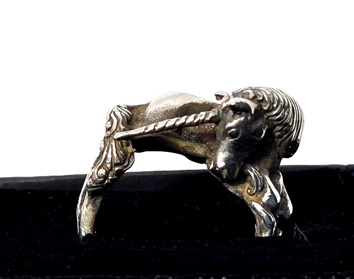 James Yesberger Sleeping Unicorn fantasy vintage sterling silver 3D ring size 5.5